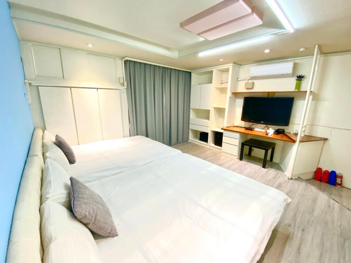 Fengjia Pig'S House Apartment ไถจง ภายนอก รูปภาพ