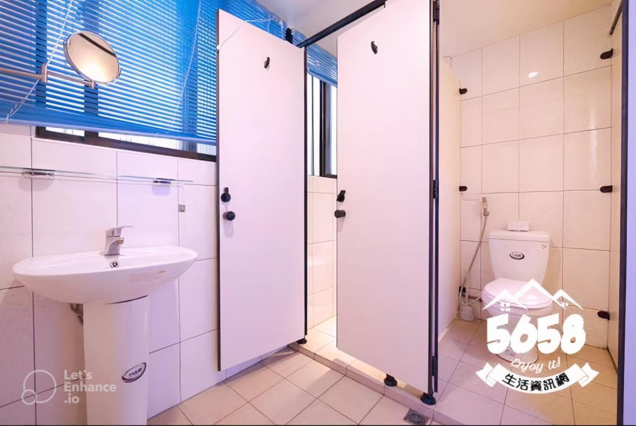 Fengjia Pig'S House Apartment ไถจง ภายนอก รูปภาพ