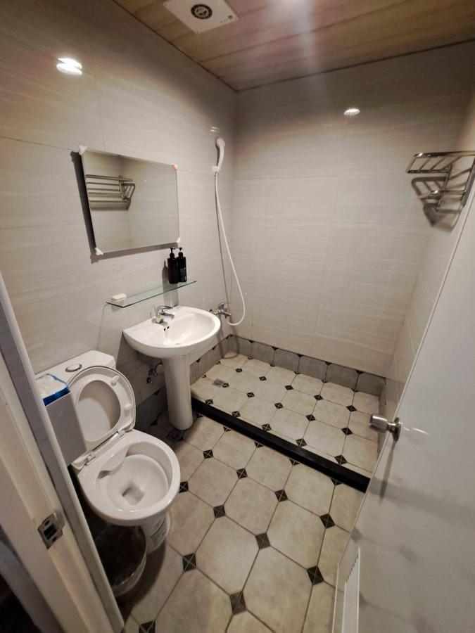 Fengjia Pig'S House Apartment ไถจง ภายนอก รูปภาพ